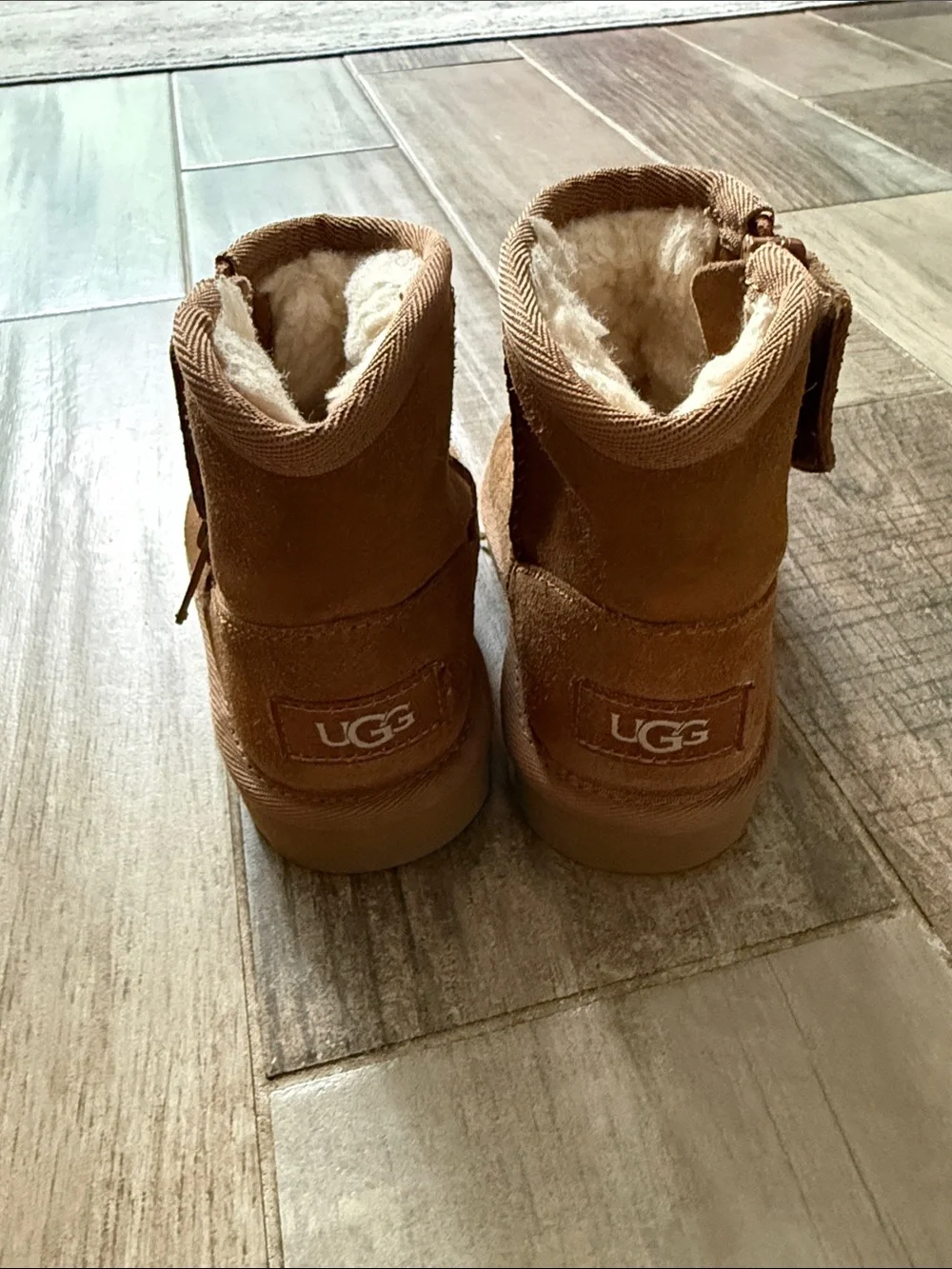 UGG Kids Chestnut Suede Shearling-Lined Slip-On Boots